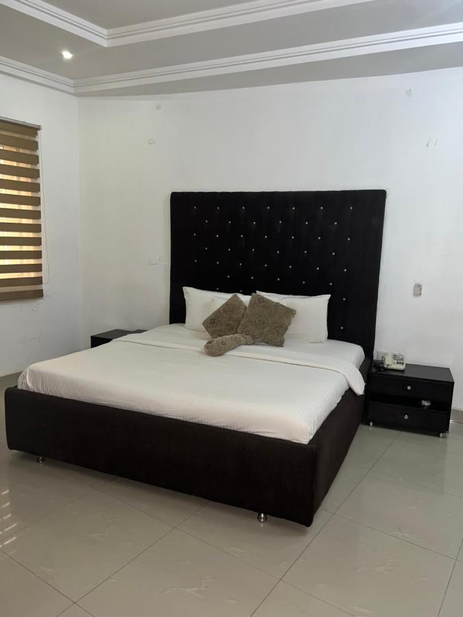 Grand Palazzo Hotel Gwarimpa Abuja Kültér fotó