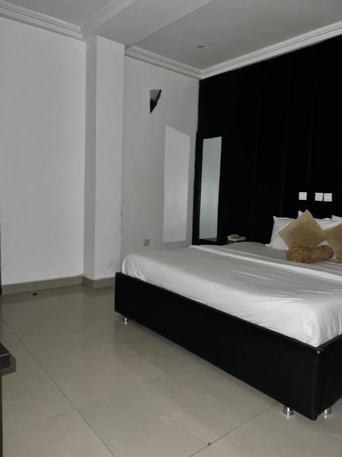 Grand Palazzo Hotel Gwarimpa Abuja Kültér fotó