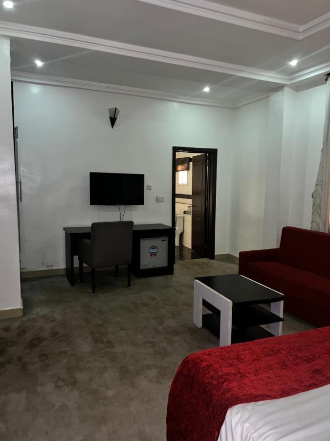 Grand Palazzo Hotel Gwarimpa Abuja Kültér fotó