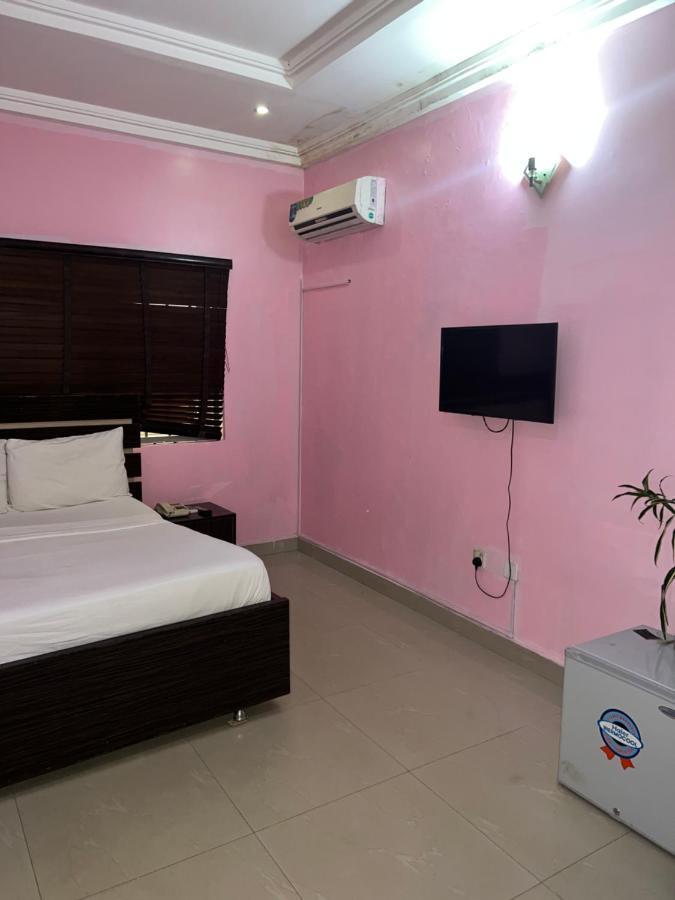 Grand Palazzo Hotel Gwarimpa Abuja Kültér fotó