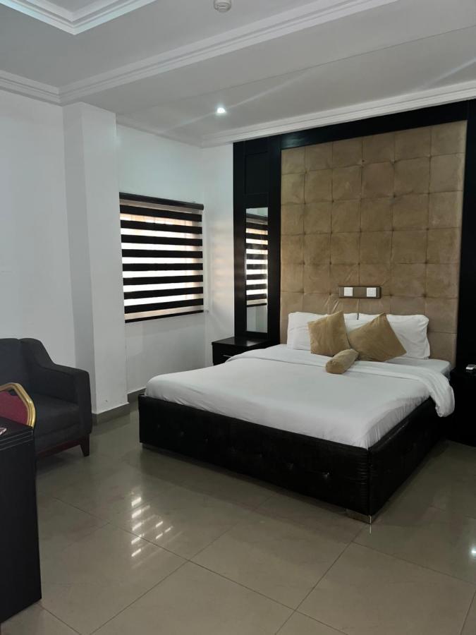 Grand Palazzo Hotel Gwarimpa Abuja Kültér fotó