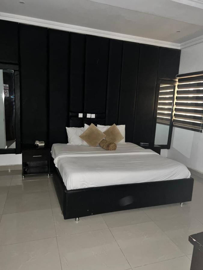 Grand Palazzo Hotel Gwarimpa Abuja Kültér fotó