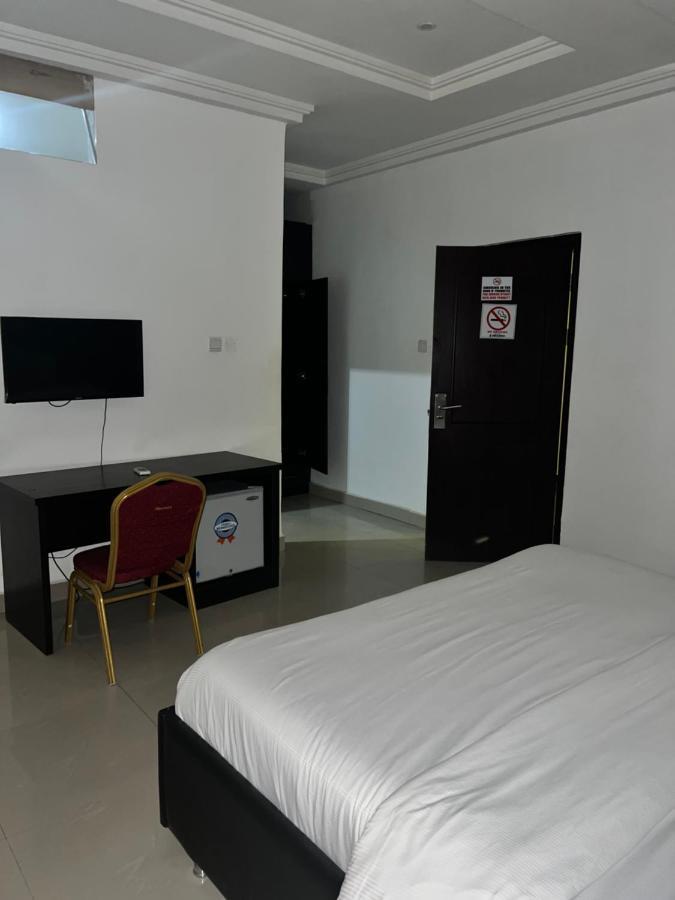 Grand Palazzo Hotel Gwarimpa Abuja Kültér fotó