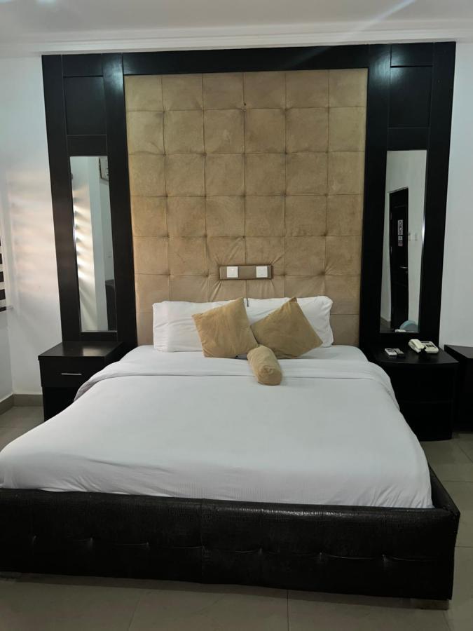 Grand Palazzo Hotel Gwarimpa Abuja Kültér fotó